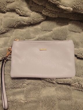 Light Gray/Blue Wristlet Clutch with Gold Accent
